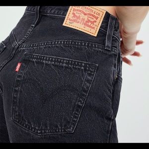 black denim 501 levi’s shorts